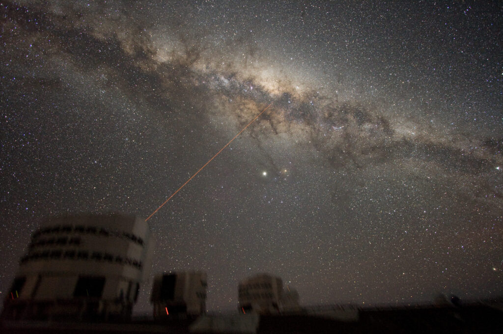 descubren discos alrededor de estrellas jovenes con telescopio vlt