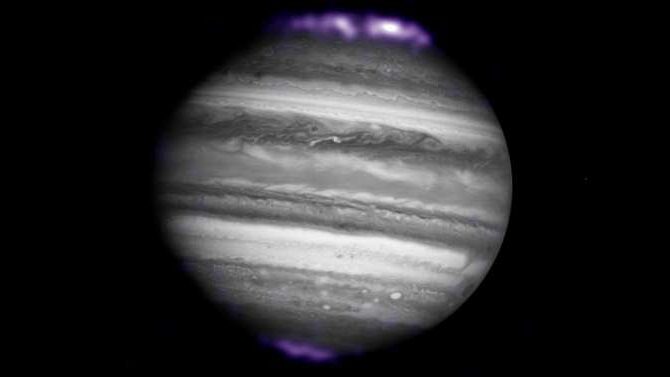 telescopio arecibo detecta emisiones de radio de tormenta magnetica en jupiter